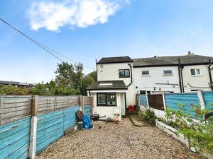 Rear- click for photo gallery